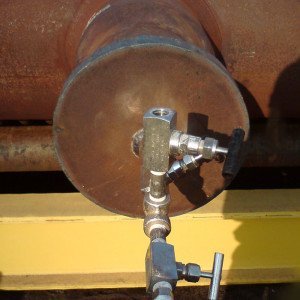 CONDENSER